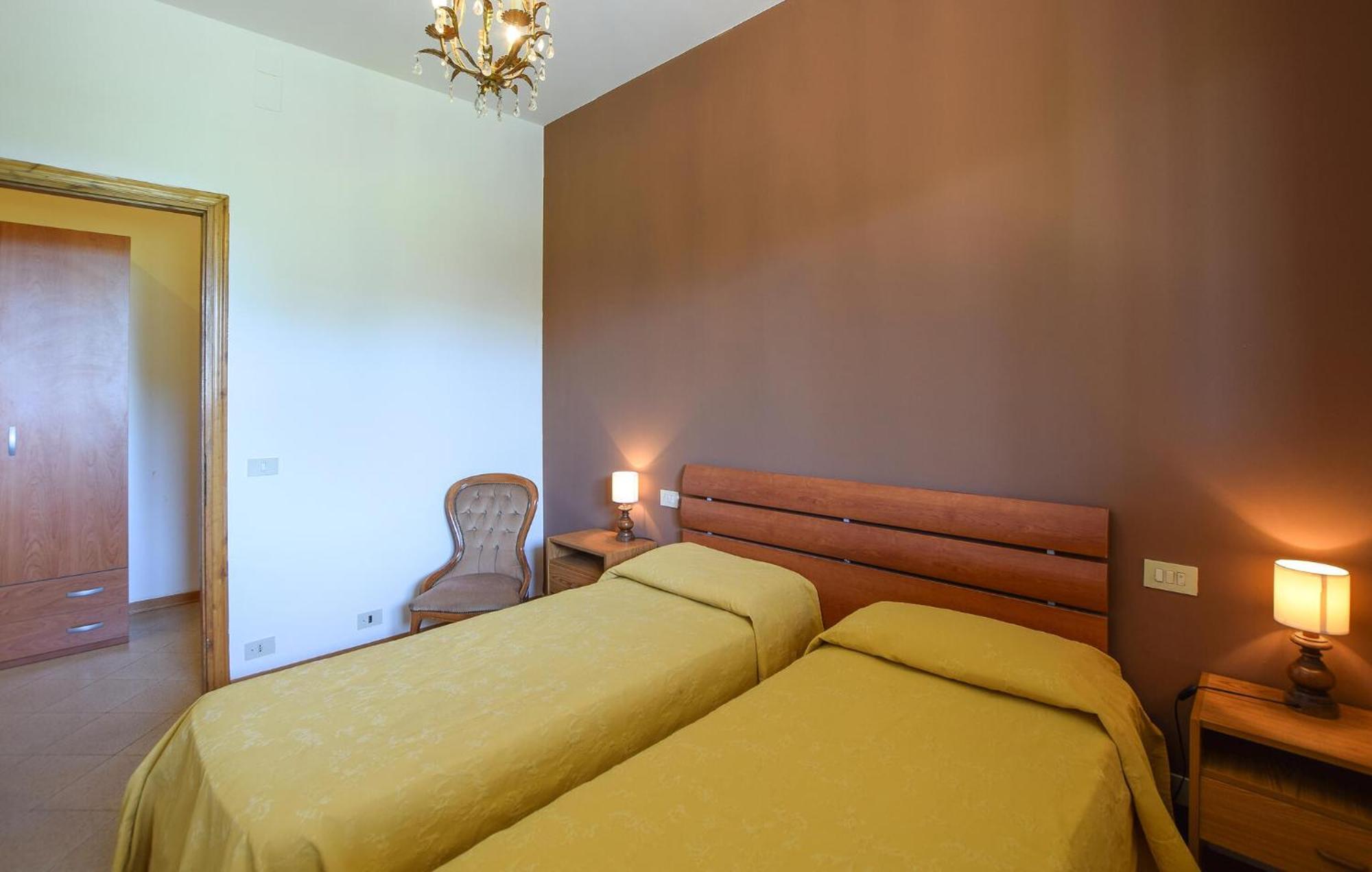 Lovely Apartment In Tuoro Sul Trasimeno With Wifi ภายนอก รูปภาพ
